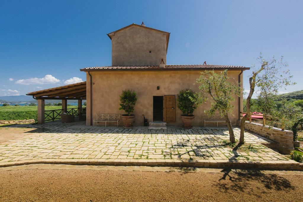 פופולוניה Torre Di Baratti Bio Resort מראה חיצוני תמונה